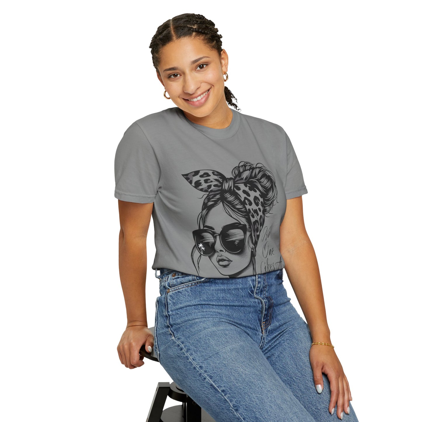 Chic Graphic Tee, No One Likes a Shady Beach T-Shirt, Trendy Summer Top, Gift for Beach Lovers, Casual Fashion Shirt