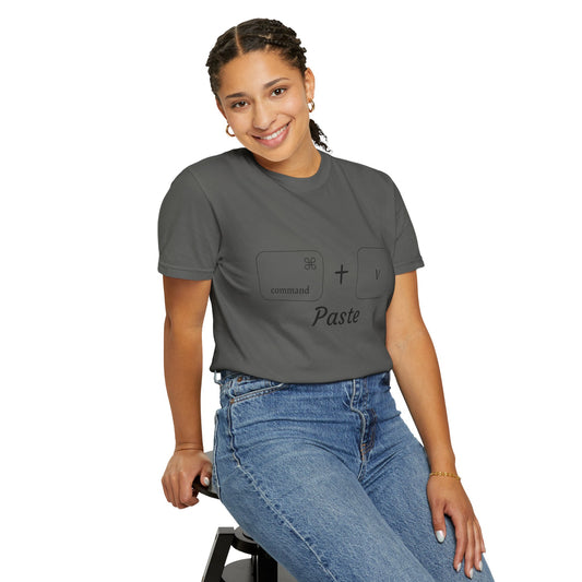 Command + V - paste T-Shirt (black border)