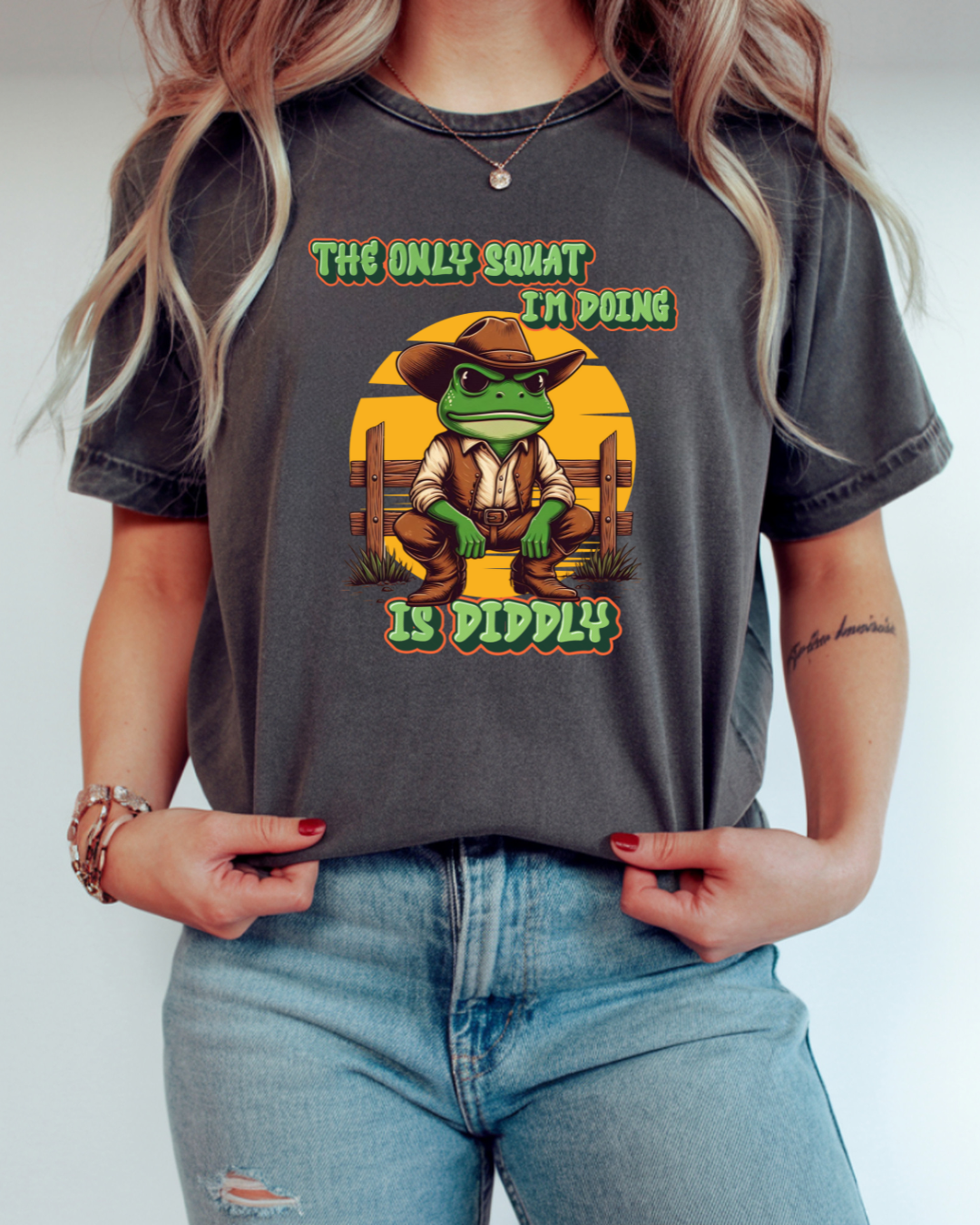 Funny Frog Unisex T-Shirt 'The Only Squat I'm Doing is Diddly' - Designs By Dice