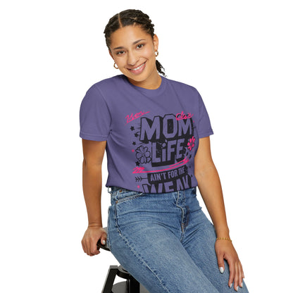 Unisex Mom Life T-Shirt – Celebrating Strong Moms in Style